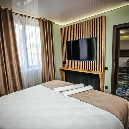 Ξενοδοχείο Fit Iii *