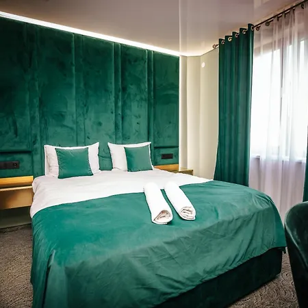 Fit Iii Hotel