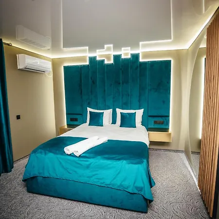 Ξενοδοχείο Fit Iii *